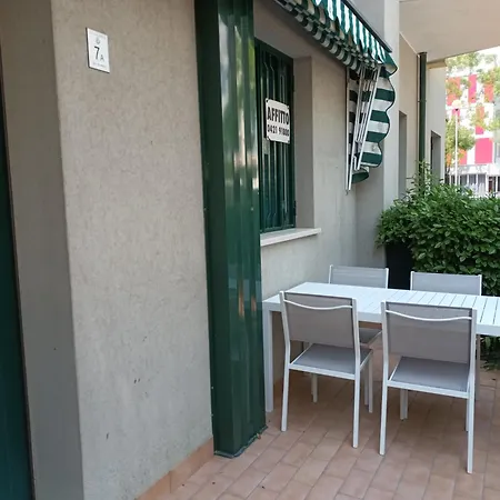 Trilocale Piano Terra Con Doppi Servizi Piazza Aurora * Lido di Jesolo