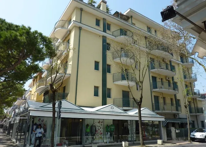 Trilocale Piano Terra Con Doppi Servizi Piazza Aurora Lido di Jesolo